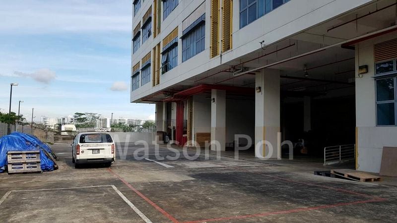 Light Industrial (B1) for Rent: TG Building - Image 4