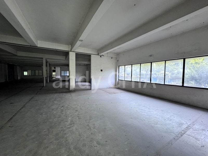 Light Industrial (B1) for Sale: Teban Gardens Crescent - Image 1