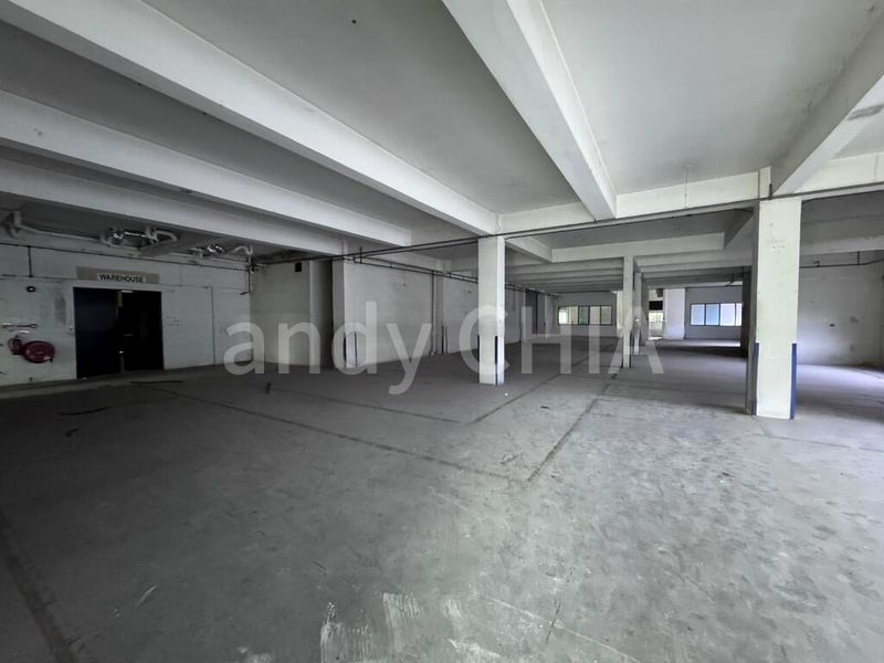 Light Industrial (B1) for Sale: Teban Gardens Crescent - Image 2