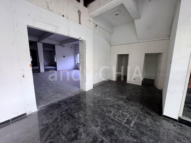 Light Industrial (B1) for Sale: Teban Gardens Crescent - Image 3