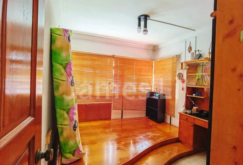 4 Room (4A) HDB for Rent in  193 Bukit Batok West Avenue 6 - Image 3