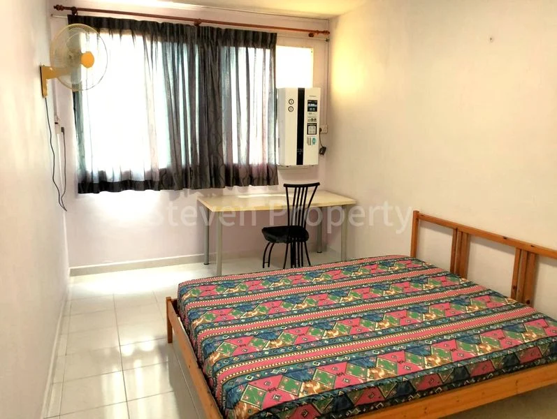 Common Room (HDB) for Rent in  119 Simei Street 1 - Image 1