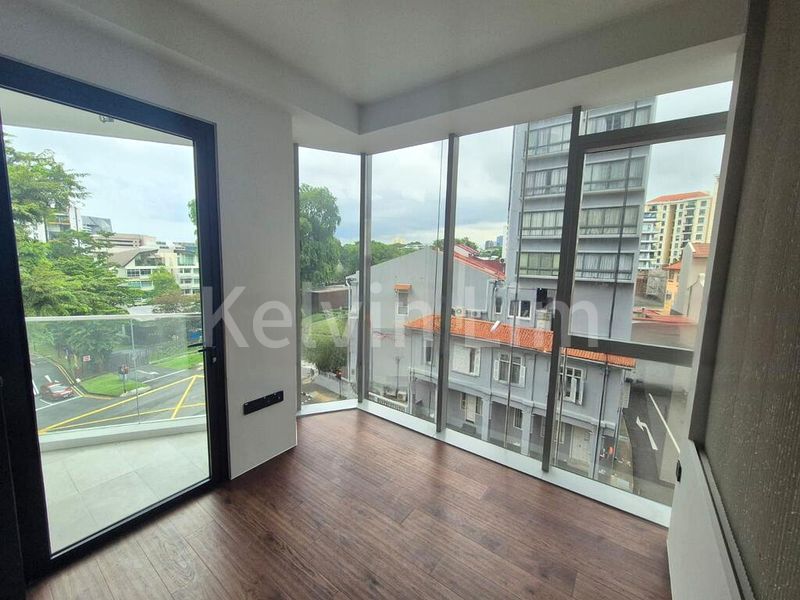 3 Bed Condo for Rent in  The Iveria - Image 8