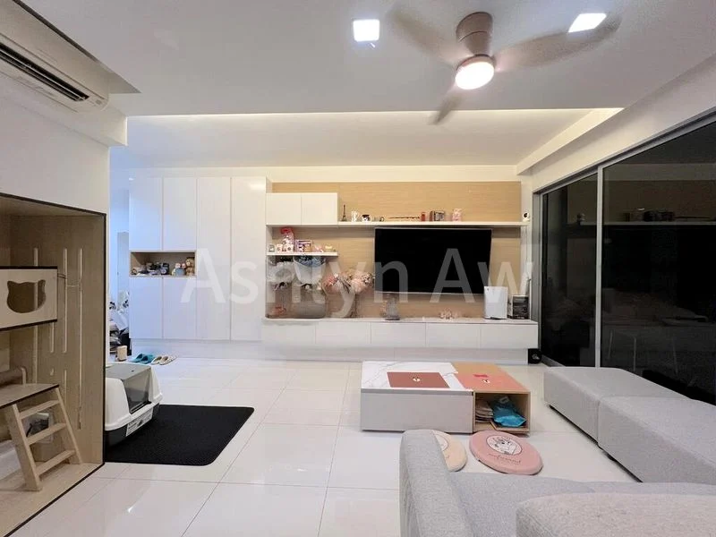 Premium HDB for Sale in  530D Pasir Ris Drive 1 - Image 2