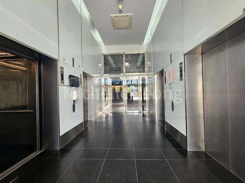 Light Industrial (B1) for Rent: UB. One - 2, 3, 4-Room Shop, 1,075 - 2,691 sqft - Image 10