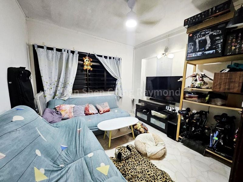 4 Room (4A) HDB for Sale in  897B Woodlands Drive 50 - Image 2