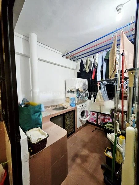 4 Room (4A) HDB for Sale in  897B Woodlands Drive 50 - Image 10