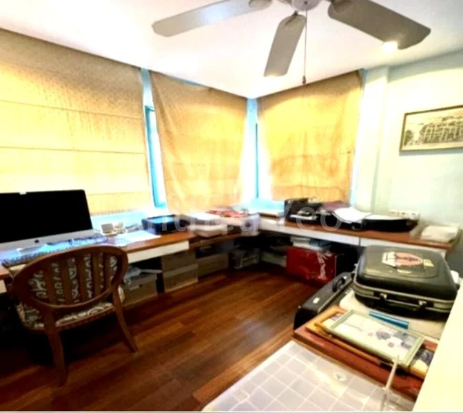 7 Bed Bungalow (Landed) for Sale in  Watten Estate - Image 3