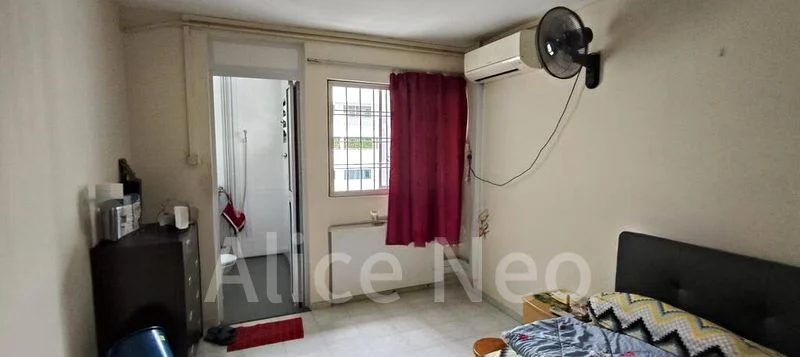 4 Room (4S) HDB for Sale in  635 Hougang Avenue 8 - Image 7