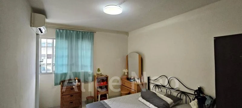 4 Room (4S) HDB for Sale in  635 Hougang Avenue 8 - Image 8