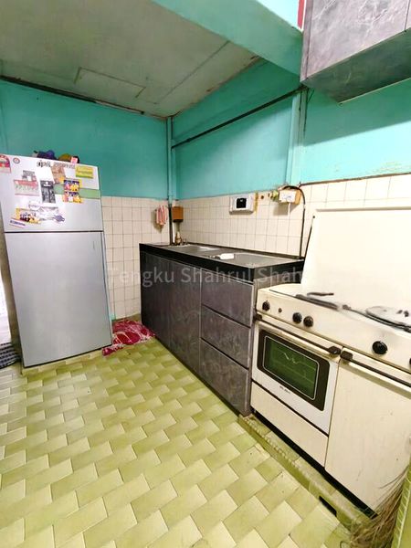 3 Room (3I) HDB for Sale in  11 Upper Boon Keng Road - Image 4