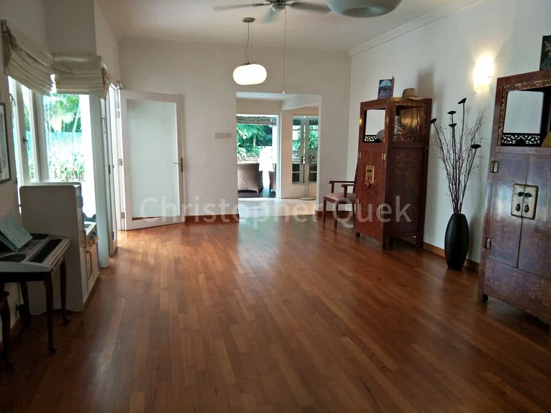 3+1 Bed Bungalow (Landed) for Rent in  Kingsmead Road - Image 1