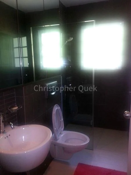 3+1 Bed Bungalow (Landed) for Rent in  Kingsmead Road - Image 16