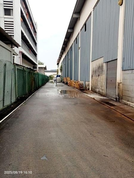 Factory / Workshop (B2) for Rent: Sg Kadut Loop - Image 2