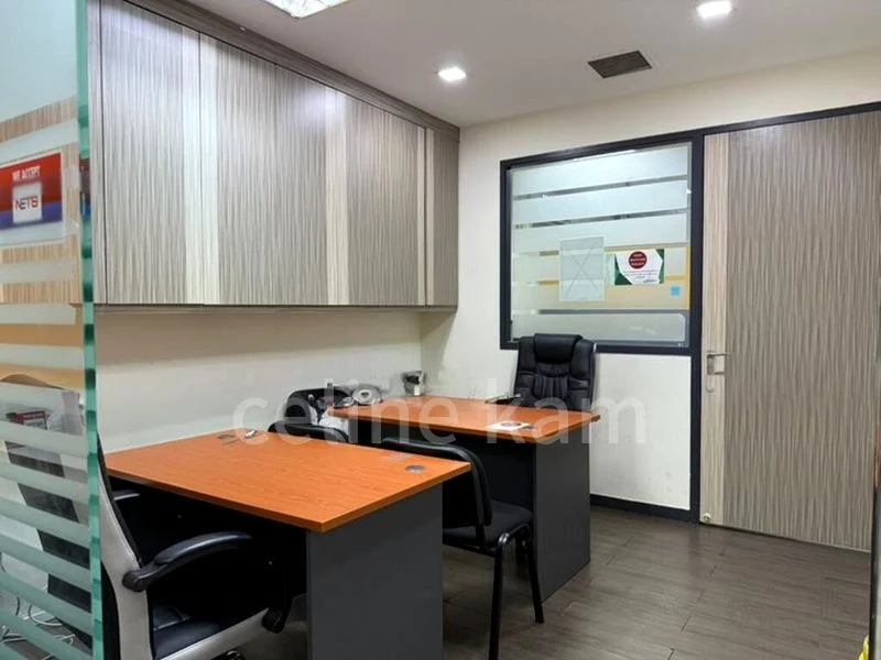 Shop / Shophouse for Sale: High Street Centre - Image 3