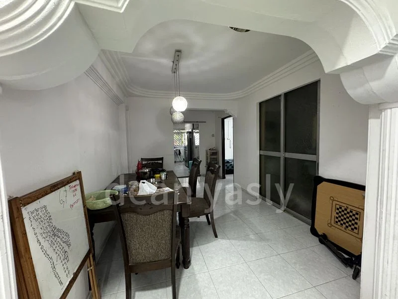 5 Room (5I) HDB for Rent in  552 Choa Chu Kang Street 52 - Image 5