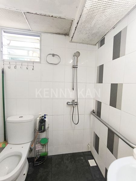 4 Room (4A) HDB for Sale in  467B Fernvale Link - Image 9
