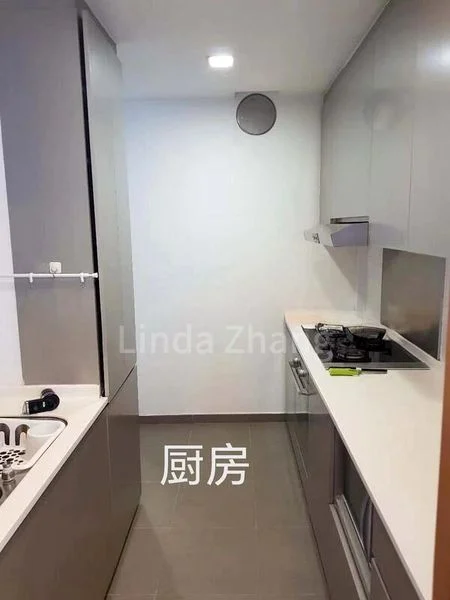 3 Bed Condo for Rent in  The Esta - Image 8