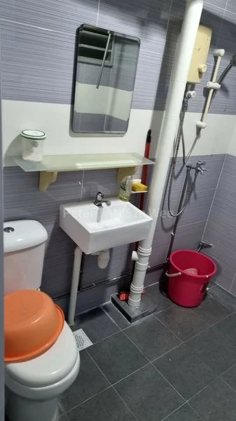 Common Room (HDB) for Rent in  252 Hougang Avenue 3 - Image 2