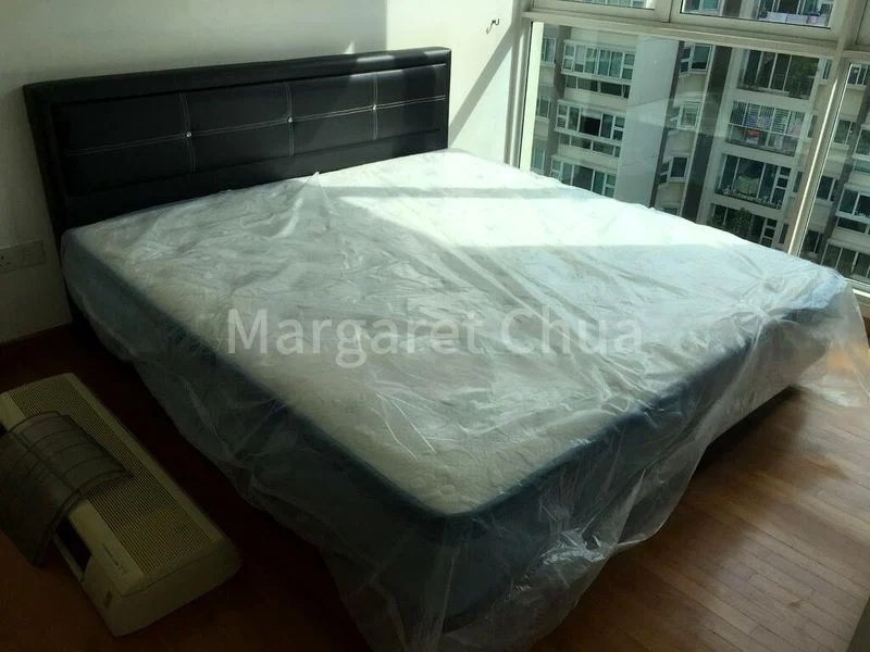 3 Bed Condo for Rent in  The Esparis - Image 17