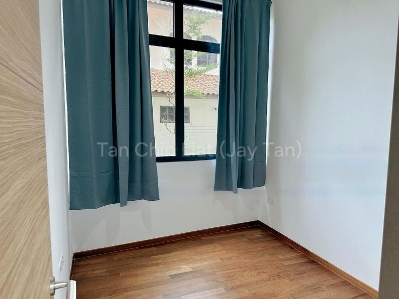 3 Bed Apartment (Condo) for Sale in  Parkwood Residences - Image 5