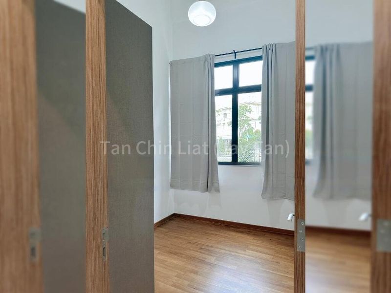 3 Bed Apartment (Condo) for Sale in  Parkwood Residences - Image 7