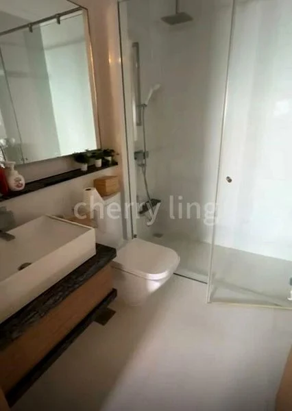 1 Bed Condo for Rent in  Marina Bay Link Mall - Image 5