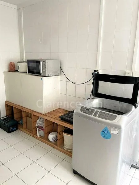 3 Room (3I) HDB for Rent in  313 Hougang Avenue 5 - Image 8