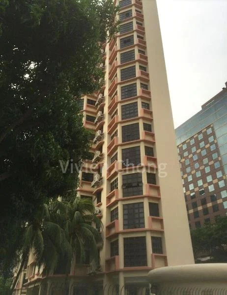 4 Bed Condo for Rent in  Parkway View - Image 3