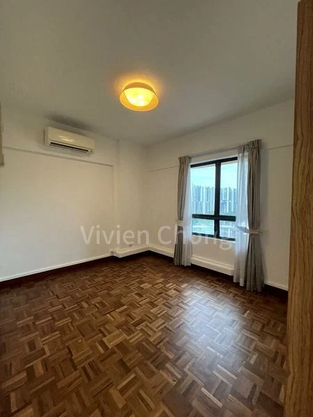 4 Bed Condo for Rent in  Parkway View - Image 5