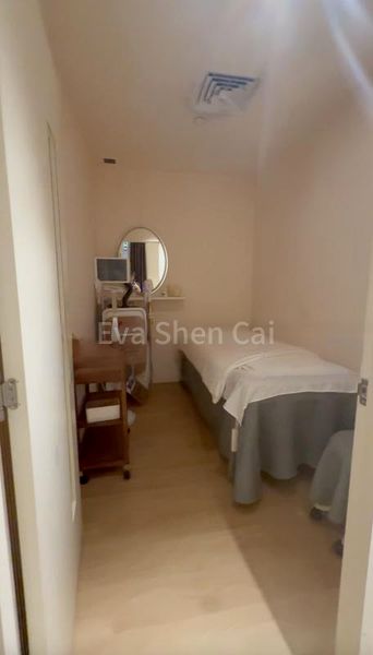 Other Retail for Rent: IMM Building - Image 3