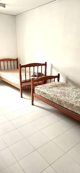 Common Room (HDB) for Rent in  885 Tampines Street 83 - Image 1