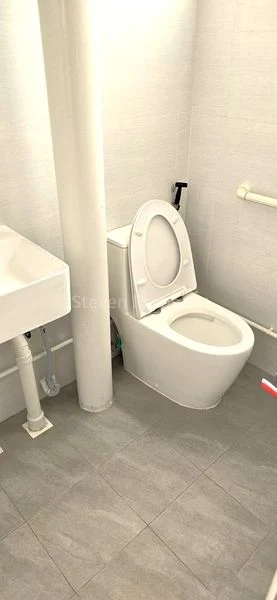 Common Room (HDB) for Rent in  885 Tampines Street 83 - Image 7