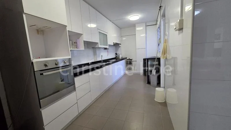 5 Room (5I) HDB for Sale in  799 Yishun Ring Road - Image 7