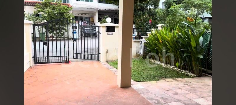 4 Bed Terraced House (Landed) for Rent in  Airview Park - Image 1