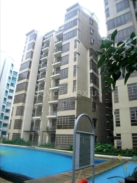 3 Bed Apartment (Condo) for Rent in  Sunville - Image 1