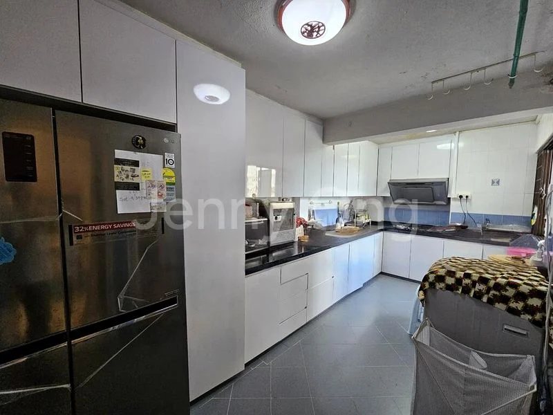 5 Room (5I) HDB for Sale in  103 Jurong East Street 13 - Image 2