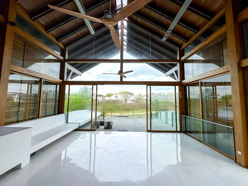 4 Bed Bungalow (Landed) for Sale around  Ocean Drive - Image 2