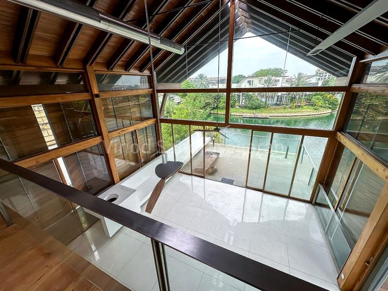 4 Bed Bungalow (Landed) for Sale around  Ocean Drive - Image 1
