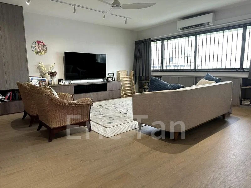 3 Bed Condo for Rent in  Pine Grove - Image 1