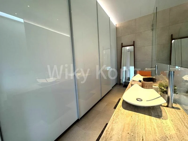 6 Bed Cluster House (Landed) for Sale in  Toh Crescent - Image 8