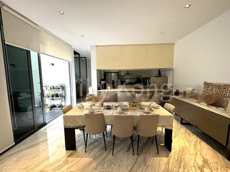 6 Bed Cluster House (Landed) for Sale in  Toh Crescent - Image 14