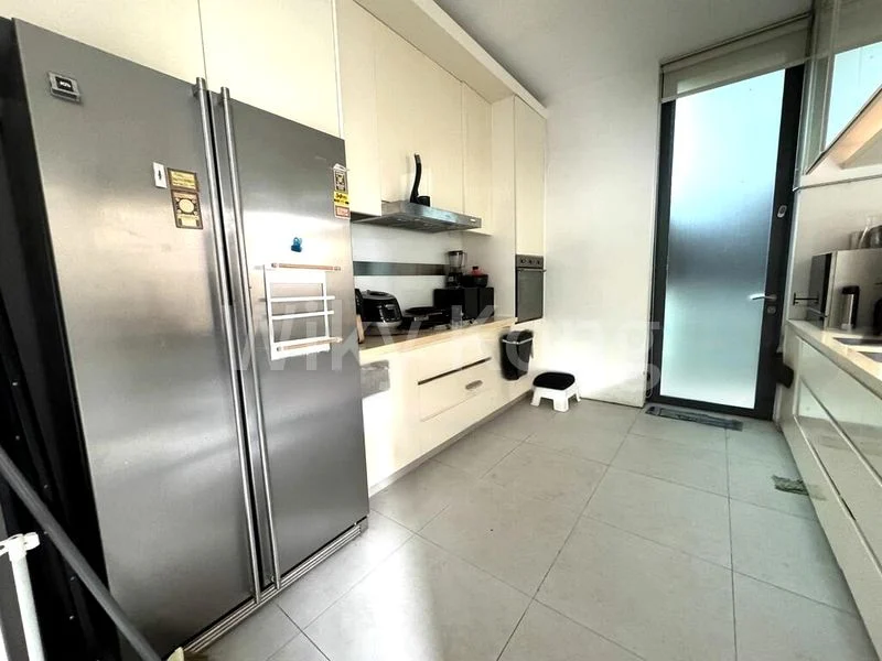 6 Bed Cluster House (Landed) for Sale in  Toh Crescent - Image 2