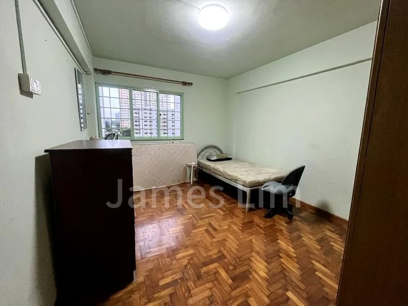 4 Room (4NG) HDB for Rent in  30 Teban Gardens Road - Image 8
