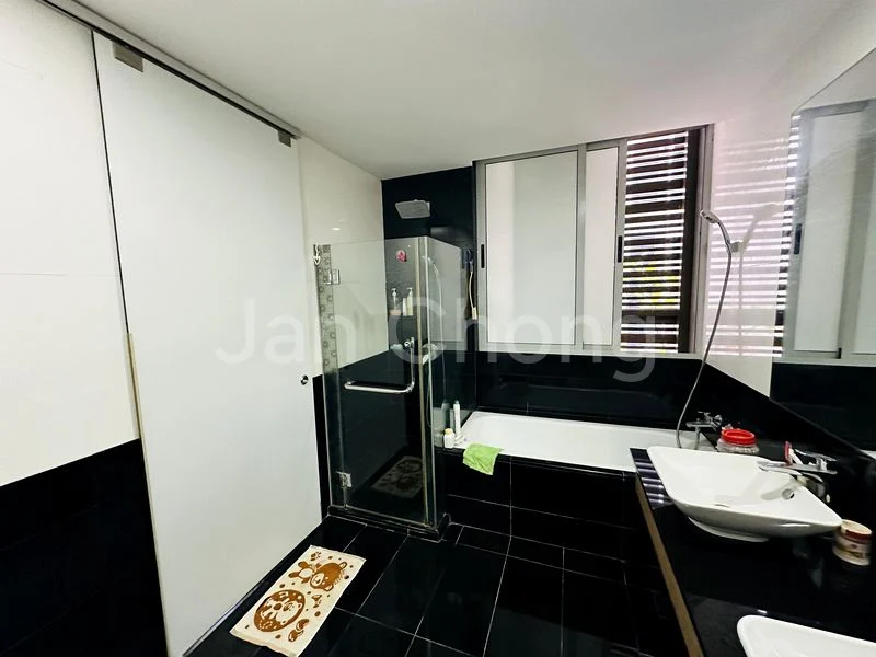 6 Bed Cluster House (Landed) for Sale in  Charlton Residences - Image 3