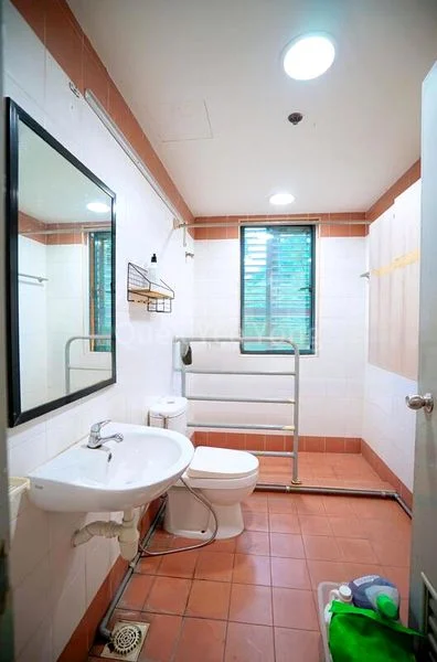 Light Industrial (B1) for Rent: Midview Building - Image 3