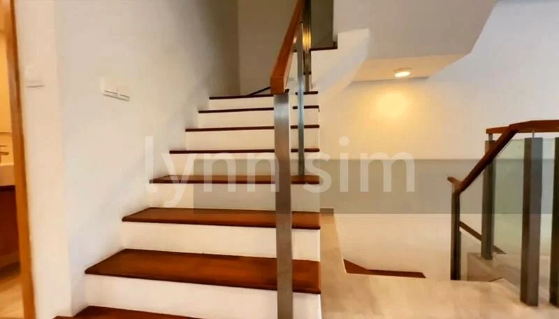 6 Bed Corner Terrace (Landed) for Sale in  Upper Serangoon Road - Image 6