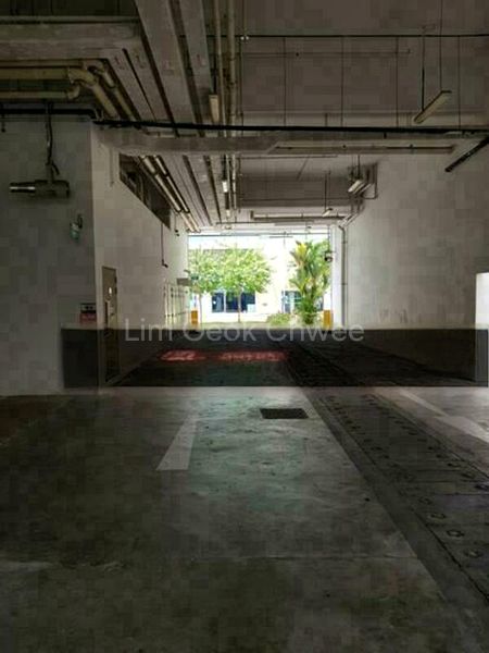 Light Industrial (B1) for Rent: One@Redhill Centre - Image 4