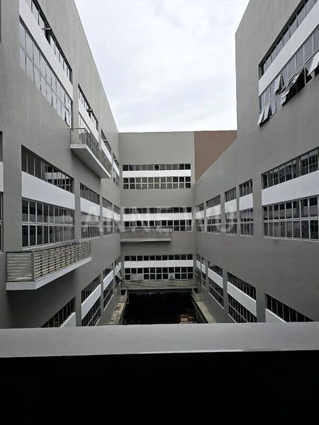 The Index: 2,500 Sq Ft Shop for Sale on Main Street, Anytown - Image 3