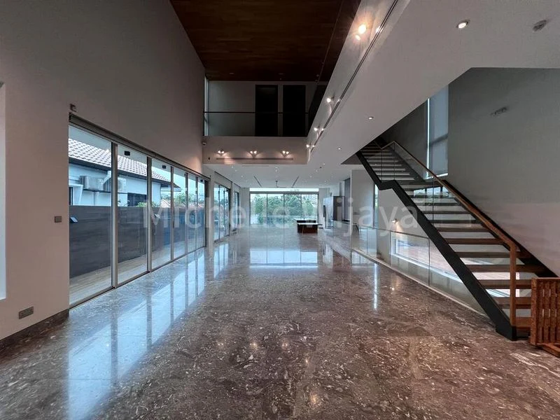 6 Bed Bungalow (Landed) for Sale around  Ang Mo Kio Street 13 - Image 1